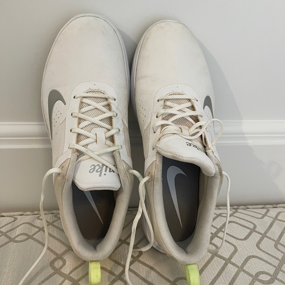 Women’s Golf Shoes